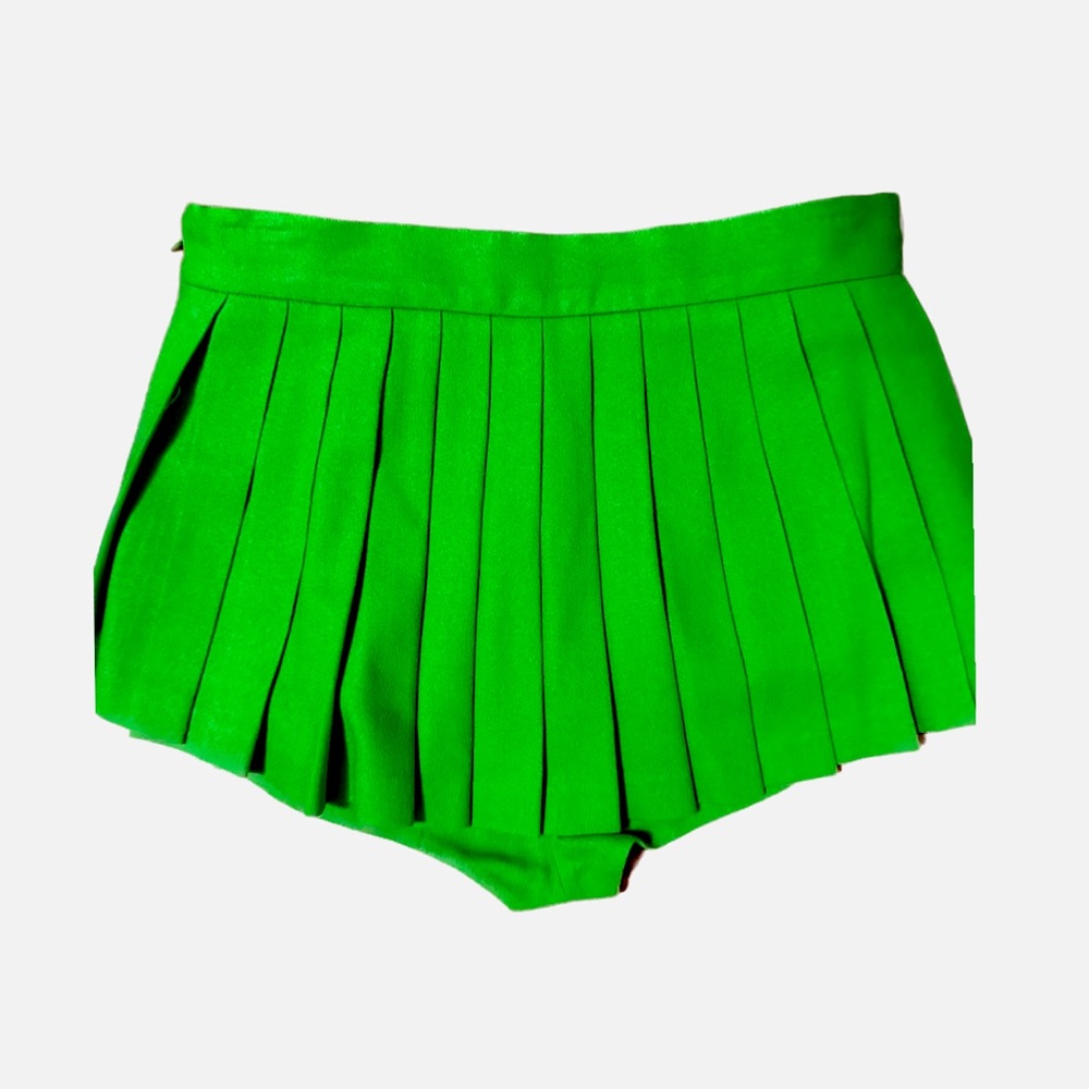 PUSHBUTTON     : better rates on my depop @jadaaawaydaaa
